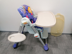 Столик для кормления Chicco (1 фото из 4)
