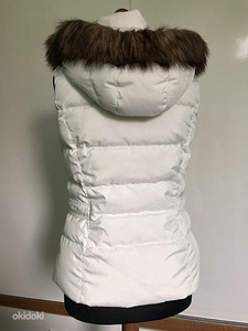 Tommy Hilfiger korralik sulevest (2 foto / 3)