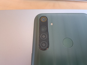 Realmi 6i (2 foto / 4)
