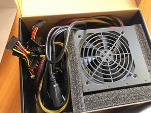 FSP 750W Raider - 80 Silver Plus (2 foto / 3)