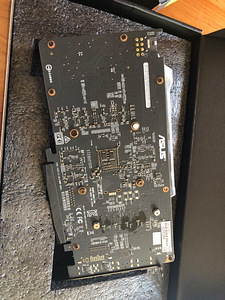 Asus Dual GTX 1060 3GB (3 foto / 3)