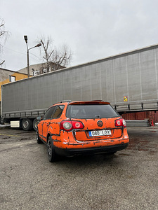 Volkswagen Passat b6 (3 foto / 6)