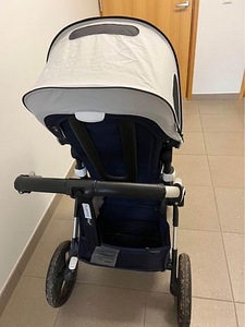 Коляска bugaboo Fox 2 Alu-Dark Navy (1 фото из 5)