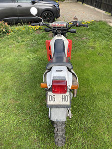 Yamaha DT125 (6 foto / 8)