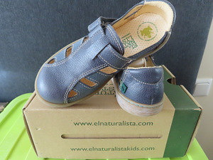 Uued El Naturalista sandaalid suurus 30 (3 foto / 3)