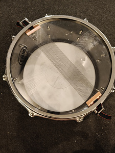 Ahead 13" x 6" Black Chrome on Brass Snare (2 foto / 5)