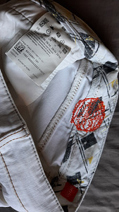 Hugo Boss valged teksad 26/34 (4 foto / 5)
