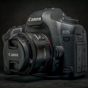 Canon 5d Mark II nagu uus (1 foto / 2)