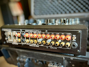 Condesa Carmen V High end professionaalne rotary DJ mixer (4 foto / 8)
