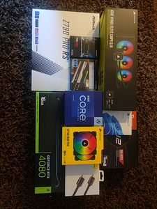 RTX 4080, I9 13900K, DDR5 32GB 6000Mhz, 1TB EVO 990 Pro (4 foto / 4)