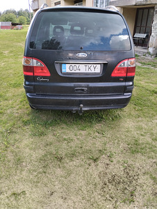 Ford Galaxy 1,9 96kw 2005 (6 foto / 9)