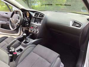 CITROEN C4 Sport 1.6 HDI 2014 (8 foto / 14)