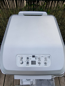 Кондиционер hecht 3909 9000BTU (3 фото из 3)