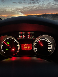 Ford Galaxy (5 фото из 10)