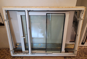 PVC aken avatav 1740 x 1240 (1 foto / 3)