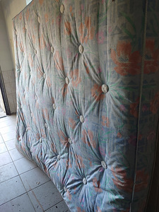 Madrats 180/200 (1 foto / 2)