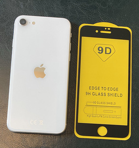 iPhone SE 2020 128GB (3 foto / 4)