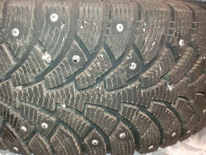 Шины 225/60/R15 (2 фото из 2)