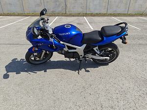 Suzuki SV650S (6 foto / 9)