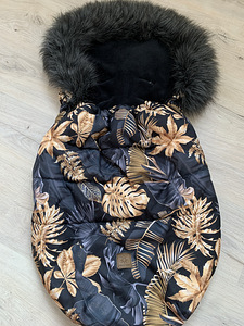Спальный мешок (2 фото из 3)