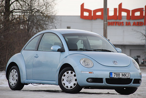Volkswagen New Beetle Facelift 1.6 75kW (1 foto / 15)