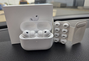Apple AirPods Pro 3 (1 фото из 1)