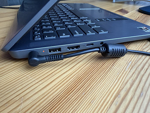 Lenovo IdeaPad Slim 3 AMD Ryzen 5 (3 foto / 5)