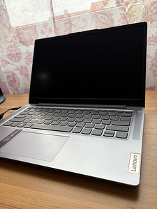 Lenovo IdeaPad Slim 3 AMD Ryzen 5 (5 foto / 5)