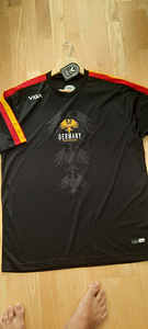 Футбольная футболка XL-XXL.