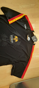 Jalgpalli särk xl-xxl. (4 foto / 4)