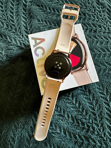 Samsung Galaxy Watch Active Rose Gold (2 foto / 2)