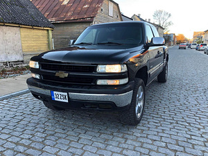Chevrolet Silverado Stepside Black (1 foto / 5)