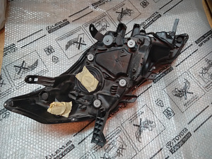 Land Cruiser 150 81130-60L90 81170-60L70 81185-60J20 (2 foto / 8)