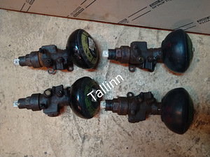 Land Cruiser Lexus 49042-60010 49042-60020 49141-60010 (2 foto / 2)