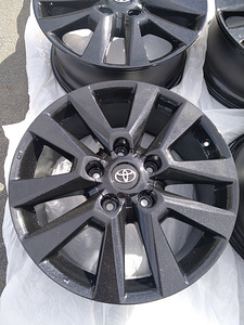 Литые диски Toyota Land Cruiser 200 Lexus LX570 R20 (2 фото из 3)