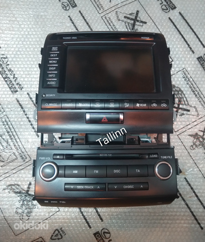 Toyota Land Cruiser 200 8611160280 8612060A00 9094201103