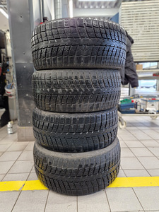 295/40/R21 Green Max Winter Ice i 15 Lamellrehv (3 foto / 4)