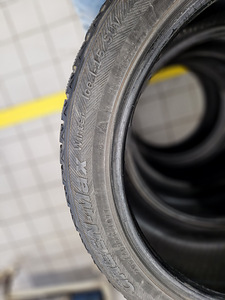 295/40/R21 Green Max Winter Ice i 15 Lamellrehv (4 foto / 4)