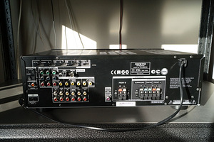 Ресивер Onkyo TX-SR313 (2 фото из 3)