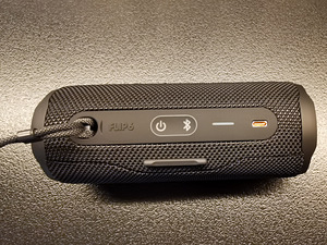 Juhtmevaba Bluetooth kõlar, JBL Flip 6 Replica (2 foto / 3)