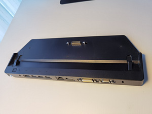 Fujitsu Lifebook U904 Touchscreen (10 foto / 10)