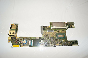 Fujitsu LifeBook U904 (1 фото из 2)