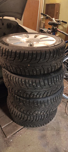 Audi Valuv R16 + 205/55 Naastrehvid (3 foto / 6)