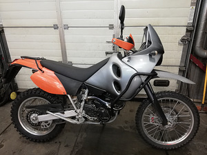 KTM LC4 640 ADVENTURE (1 foto / 5)