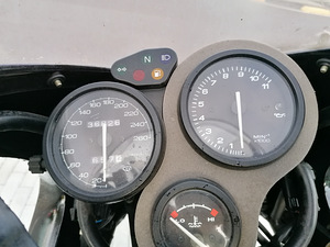 DUCATI 1000SS DS 2003a. 36850km (3 foto / 5)
