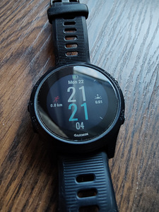 Garmin Forerunner 945 (2 фото из 3)