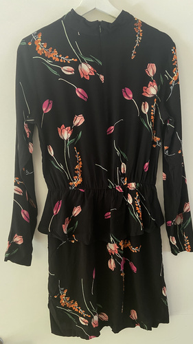H&M lilleline kleit, suurus 38
