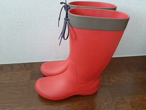 Crocsid W7, suurus 37 korralikud (3 foto / 4)