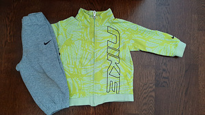 Nike dressikomplekt s.80-86 korralikud (5 foto / 5)