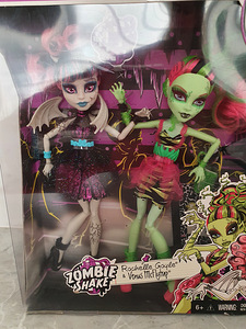 Zombie Shake Rochelle Goyle and Venus McFlytrap Doll 2-Pack (2 foto / 3)